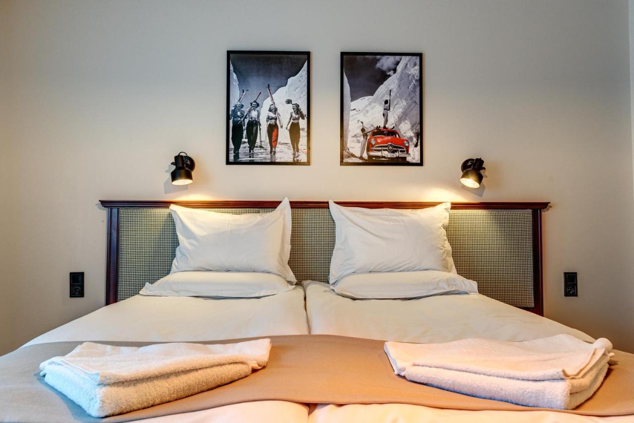 Mountain Lake Hotel Смолян Екстер'єр фото